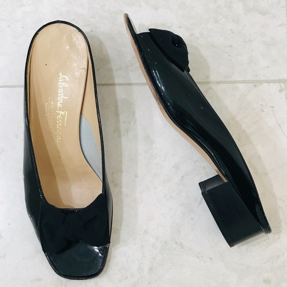 Salvatore Ferragamo Shoes - FERRAGAMO Slides {8} Black Patent Leather with Vara Bow
